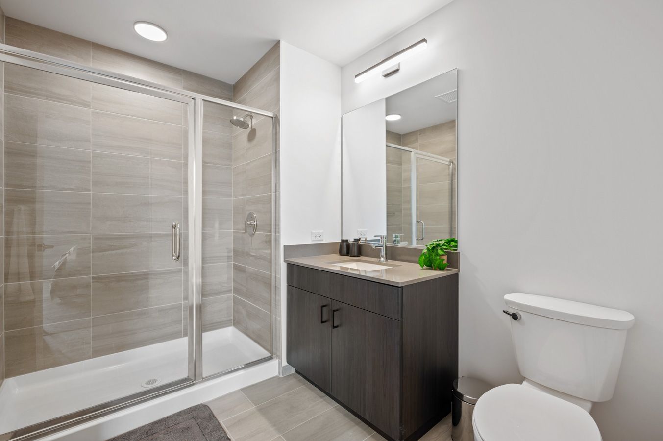 808-Unit702_BR1-07_300kb full size bathroom 808 cleveland apartments for rent chicago il