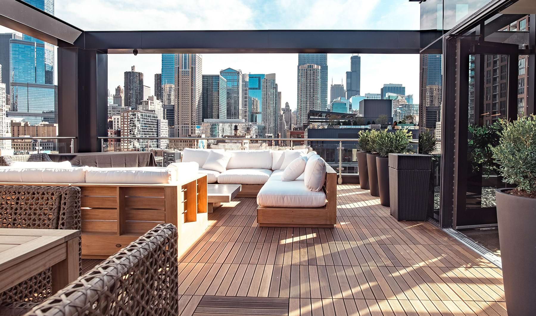 rooftop lounge