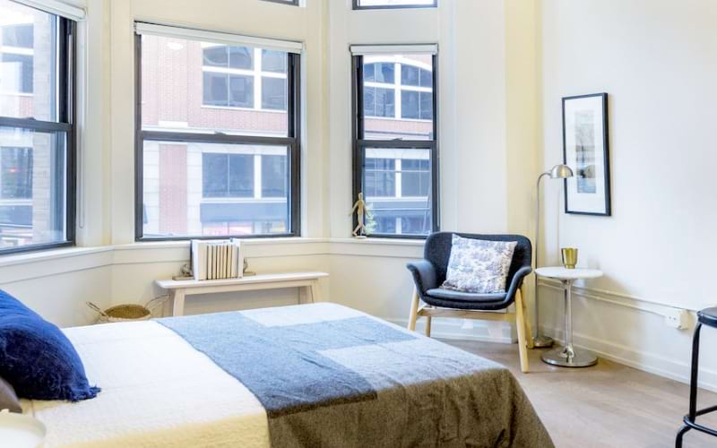 The Bush Temple Apartment Tour - 810 N Clark 60654 - 108 W Chicago 60610 - River North Apartments