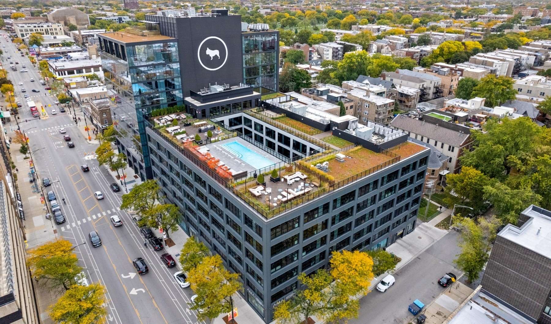 The Draper Uptown Chicago Apartments Hero Image