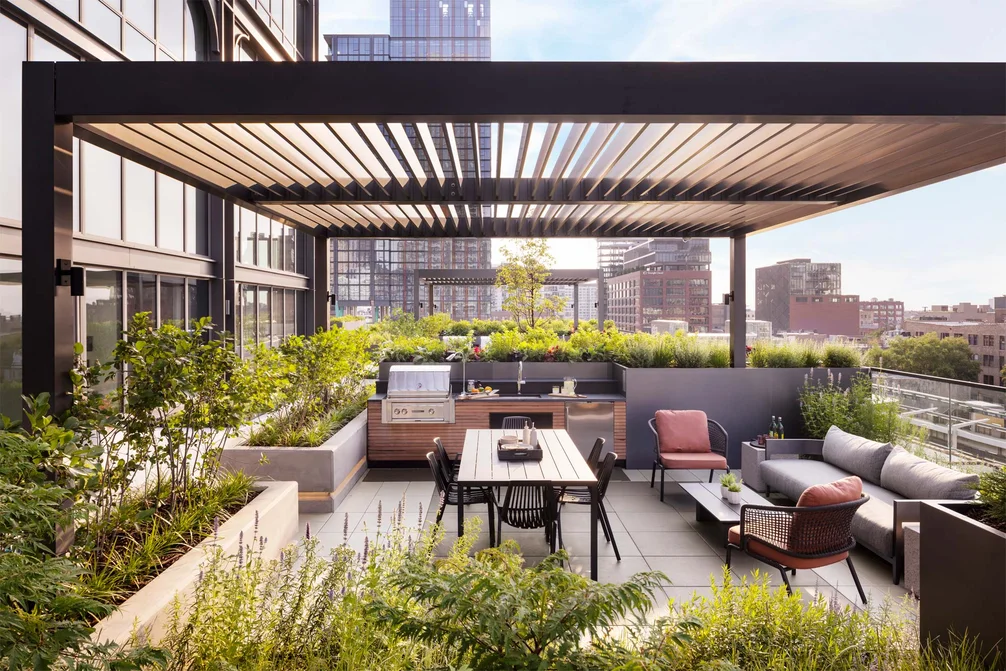 The Row Fulton Market Amenities