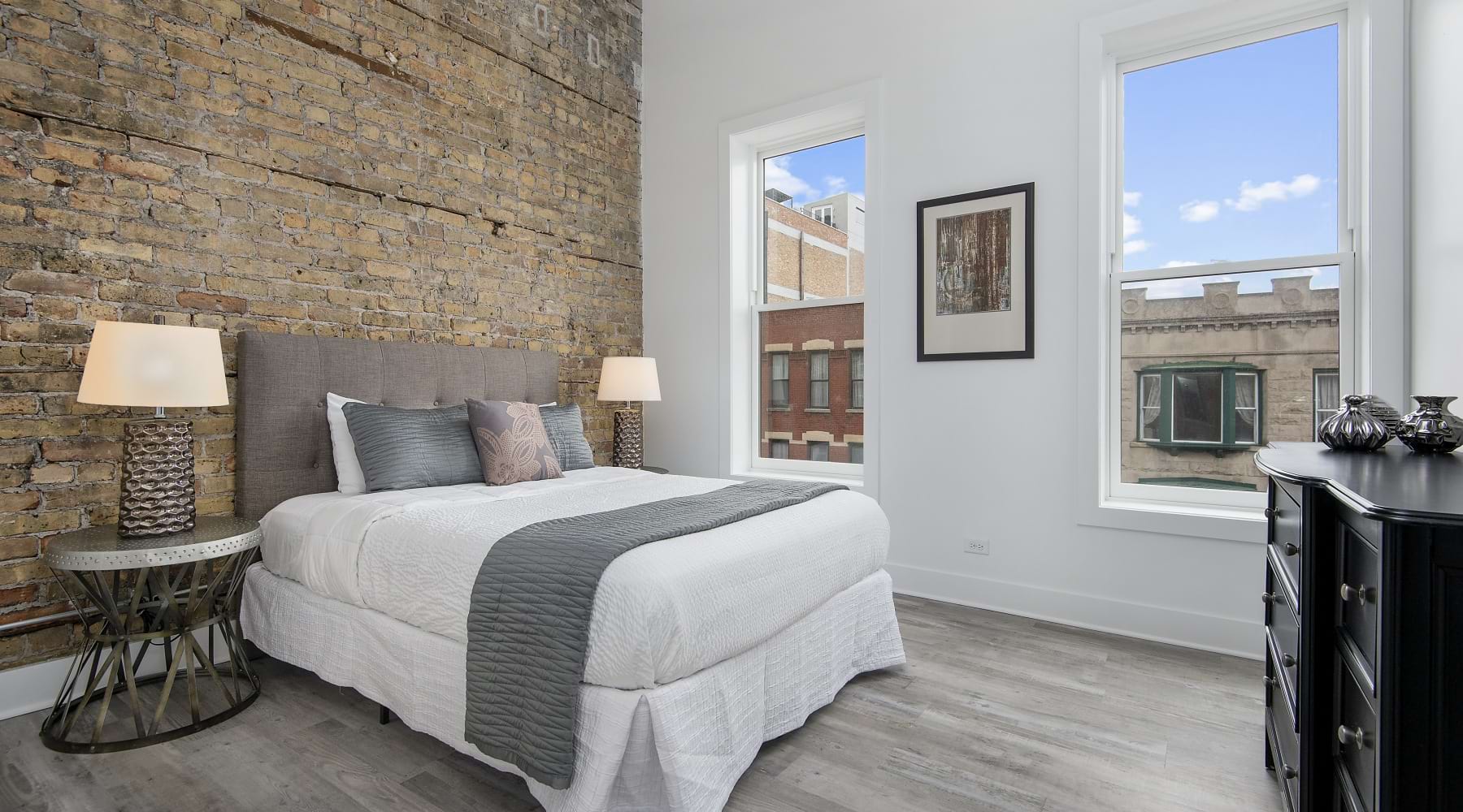 Chicago Living